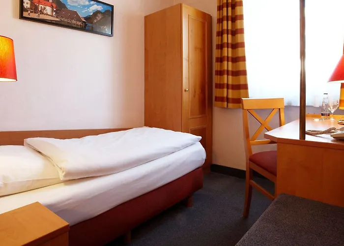Smart Schweiz Otel Münih