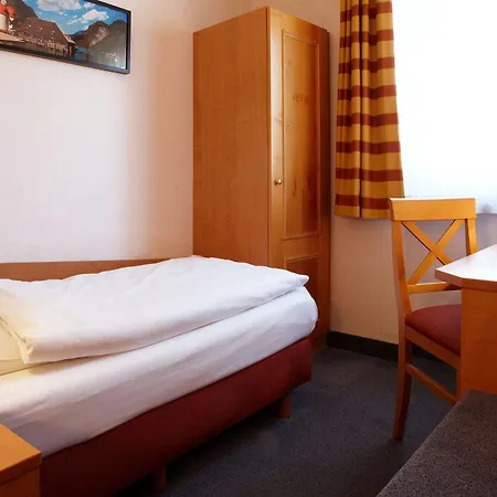 Smart Schweiz Otel Münih